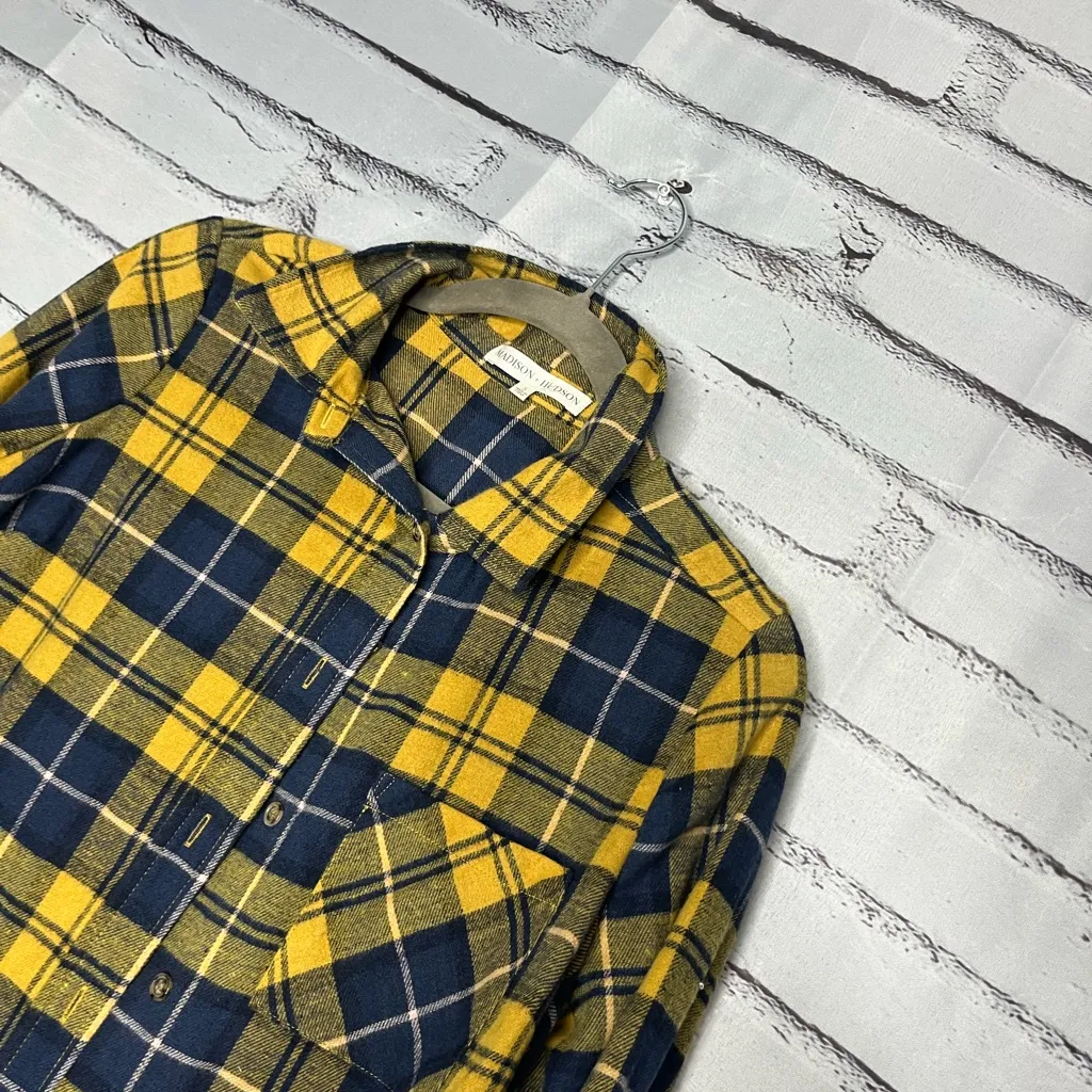 Madison + Hudson Oversized Plaid Cardigan S Yellow Blue Cozy Streetwear Women’s - Image 7
