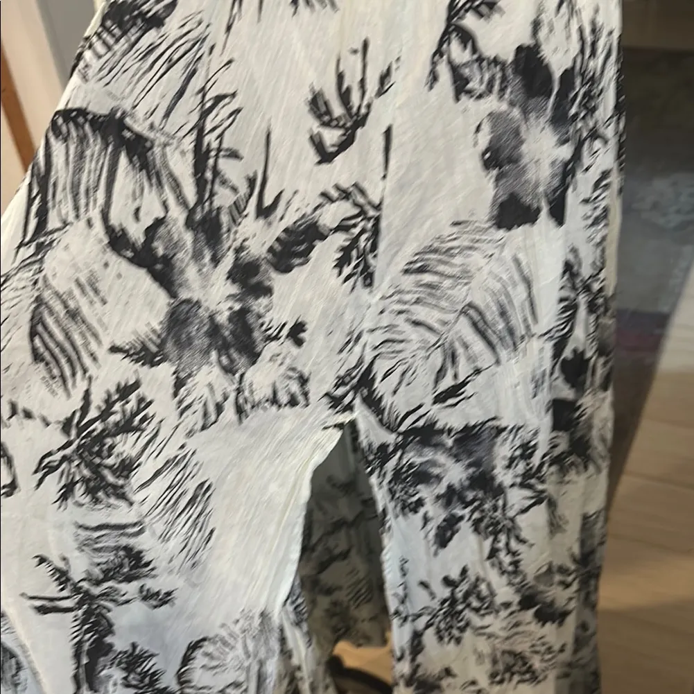 Lille Maxi Dress in Blue Floral - Image 11