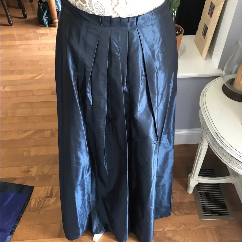 Max Studio Leon Max 100% silk coat & skirt NWT - Image 10