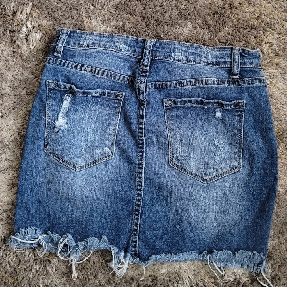 KanCan Ripped Distressed Raw Hem Denim Mini Skirt 5 Blue Size undefined - Image 6