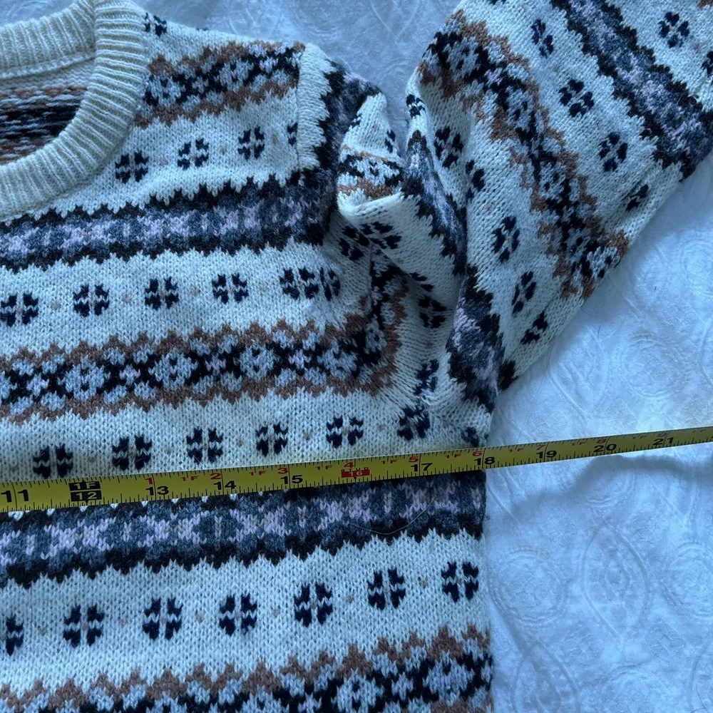 Lambs wool Cream Patterned Sweater - Image 3