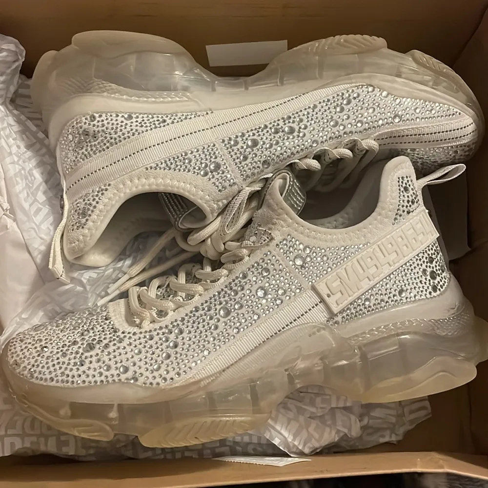 Steve Madden Maxima Aggrsv Sneaker Size 8 - Image 7