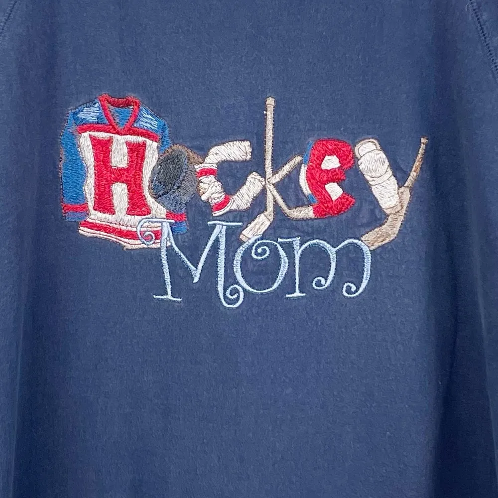 N-Line by Lee Vintage 90s Y2K Hockey Mom Embroidered Sweatshirt Size Large - Image 3