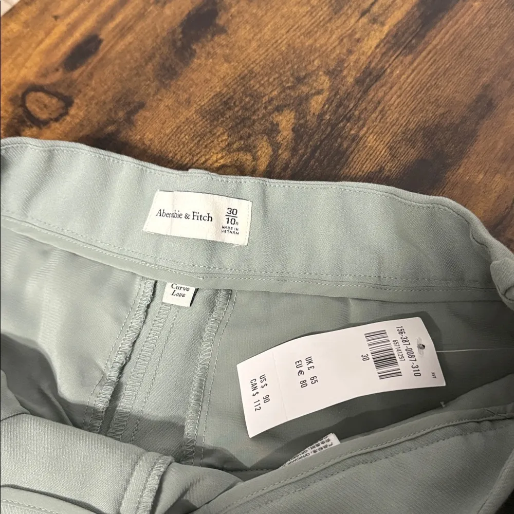 Abercrombie & Fitch Sloane Low Rise Tailored Wide Leg Pant - Image 6