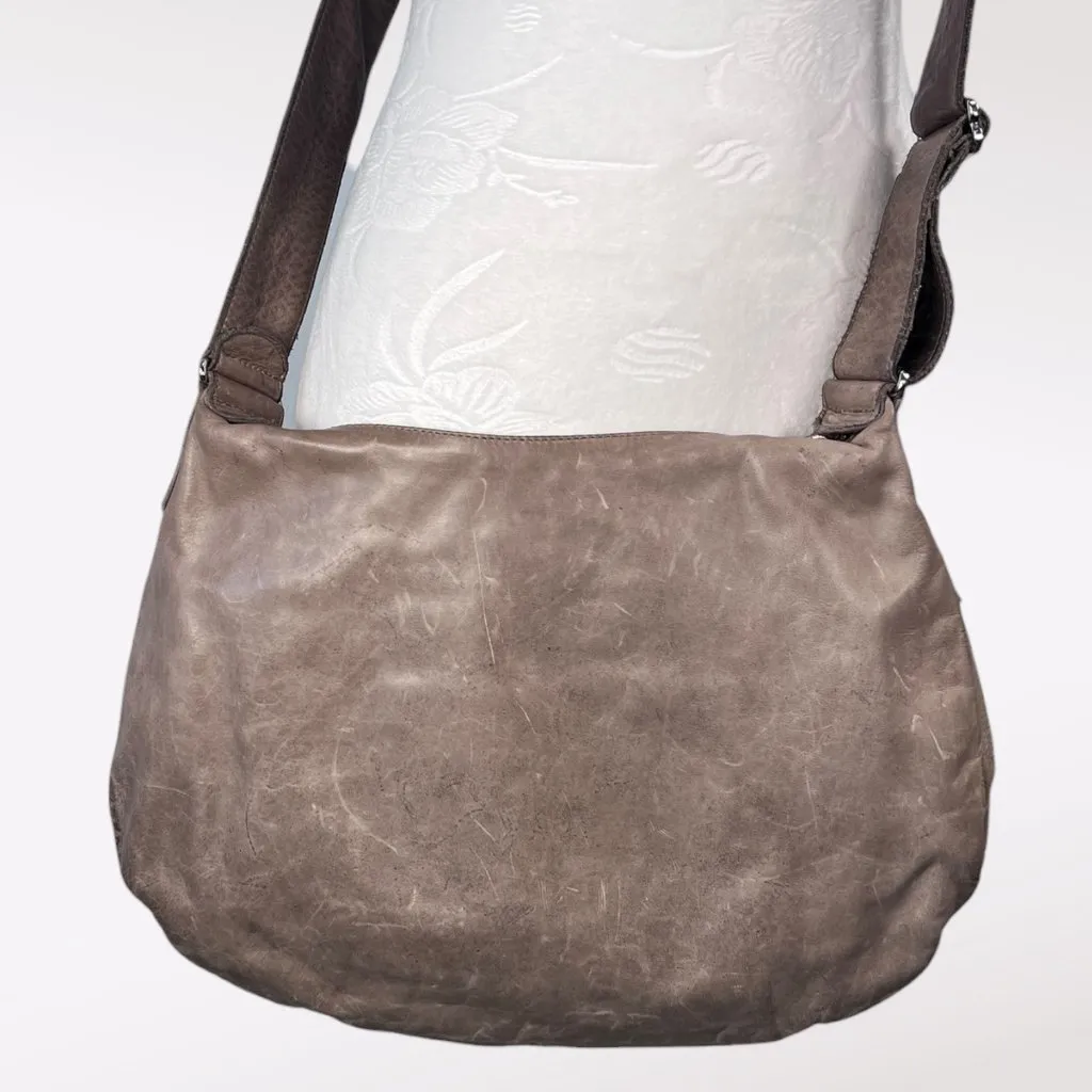 RUDSAK Taupe Leather Crossbody Bag Adjustable Strap Silver Hardware Tan - Image 4