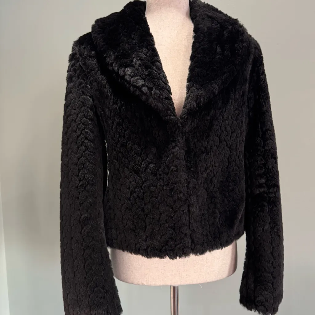 Caslon Black Teddy Faux Fur Jacket Shawl CollarSoft Luxe Outerwear cropped sz M - Image 6