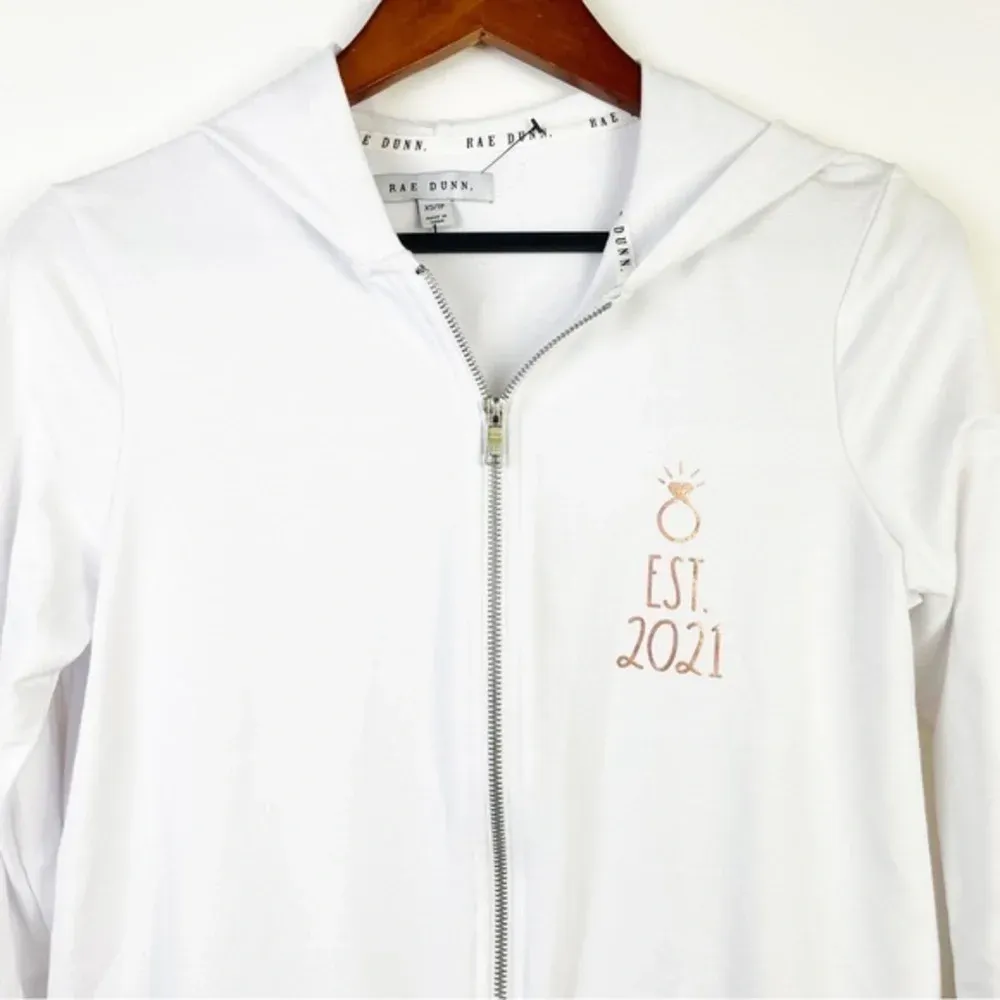 RAE DUNN Soft White Lightweight "BRIDE" Zippered Hoodie Sweatshirt XS‎ - Image 3