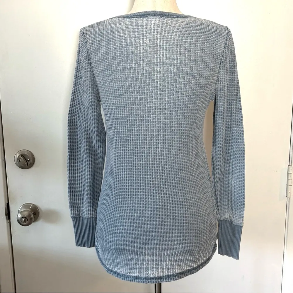 Seven7 Henley Women’s Henley Waffle Top - Image 2