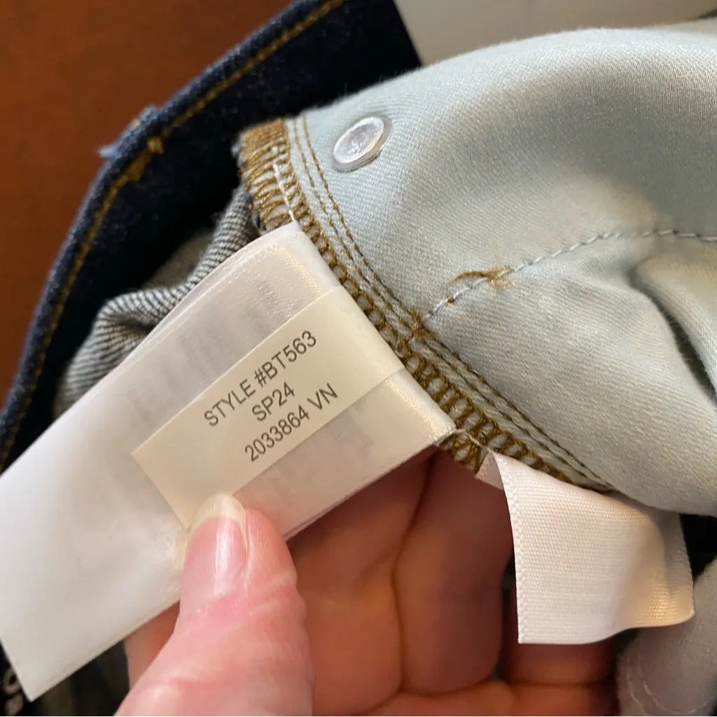 J. Crew Womens Size 26 9” High-Rise Demi-Boot Crop Jeans in Dark Worn Wash READ‎ - Image 5