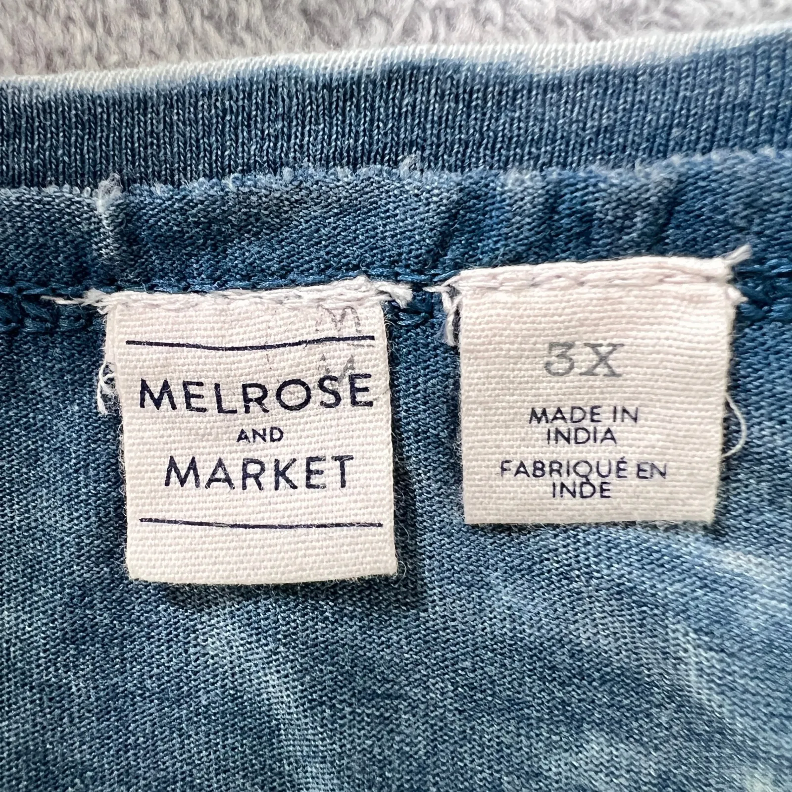 Melrose and Market Women's 3X Blue Mineral Wash Slub Knit Top Raw Hem Side Slits - Image 4