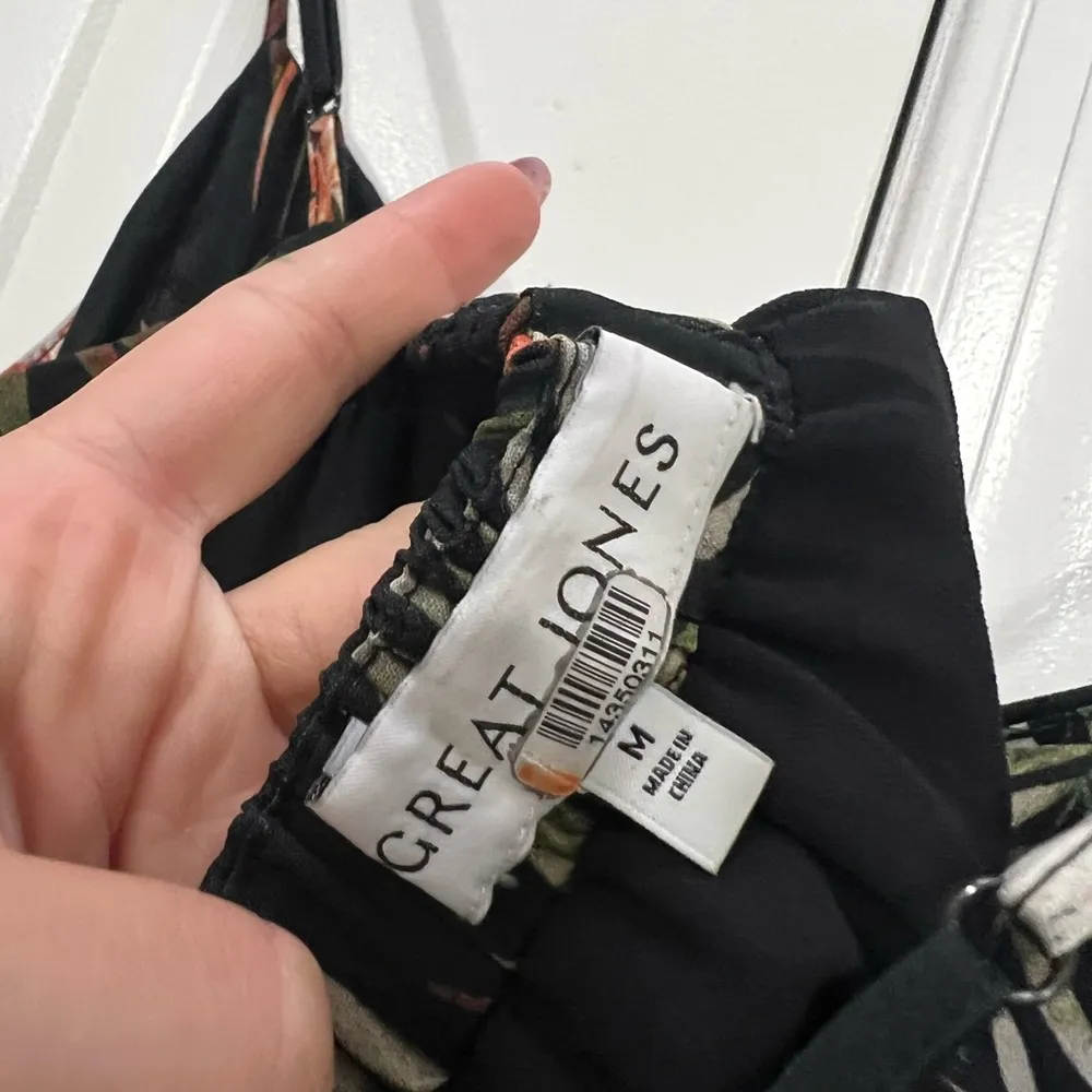 Great Jones Black Floral V-Neck Midi Dress Size Medium $180 - Image 5