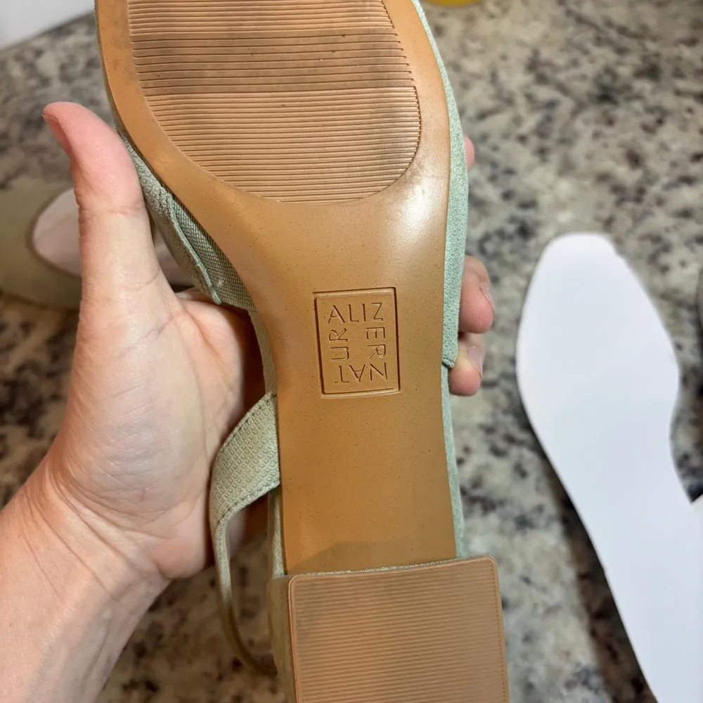 Naturalizer Liz Slingback Block Heel Dress Shoes Square Toe Green Size 9.5M - Image 5