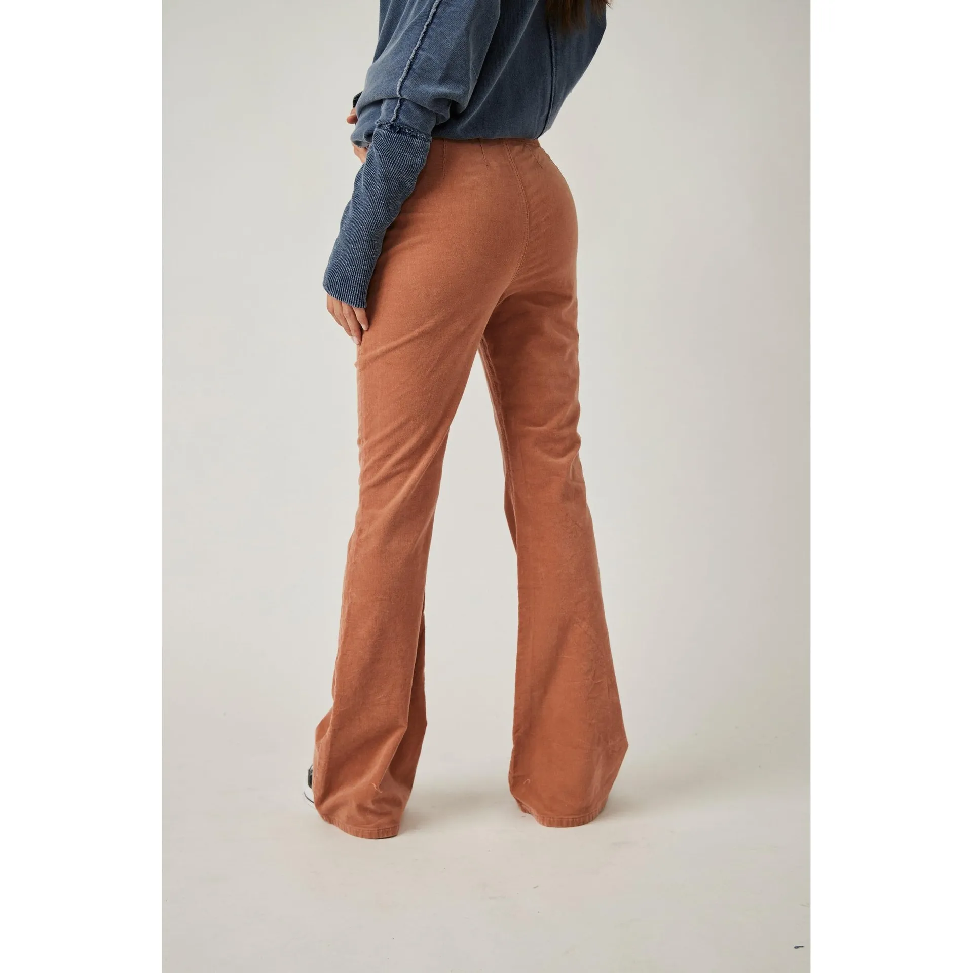 WE THE‎ FREE Women's Sunburn Retro High Waist Jayde Corduroy Flare Jeans Size 32 - Image 4