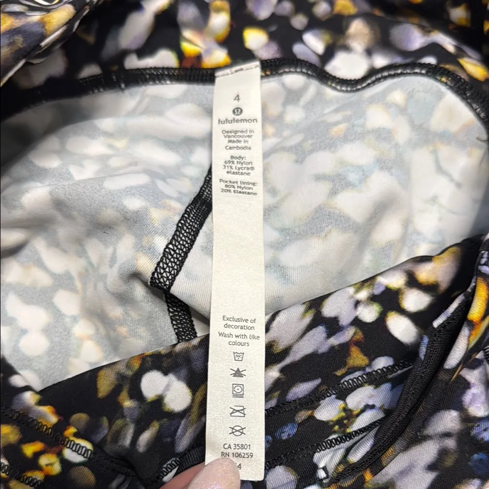 Lululemon Speed Up Tight 28" - Image 7