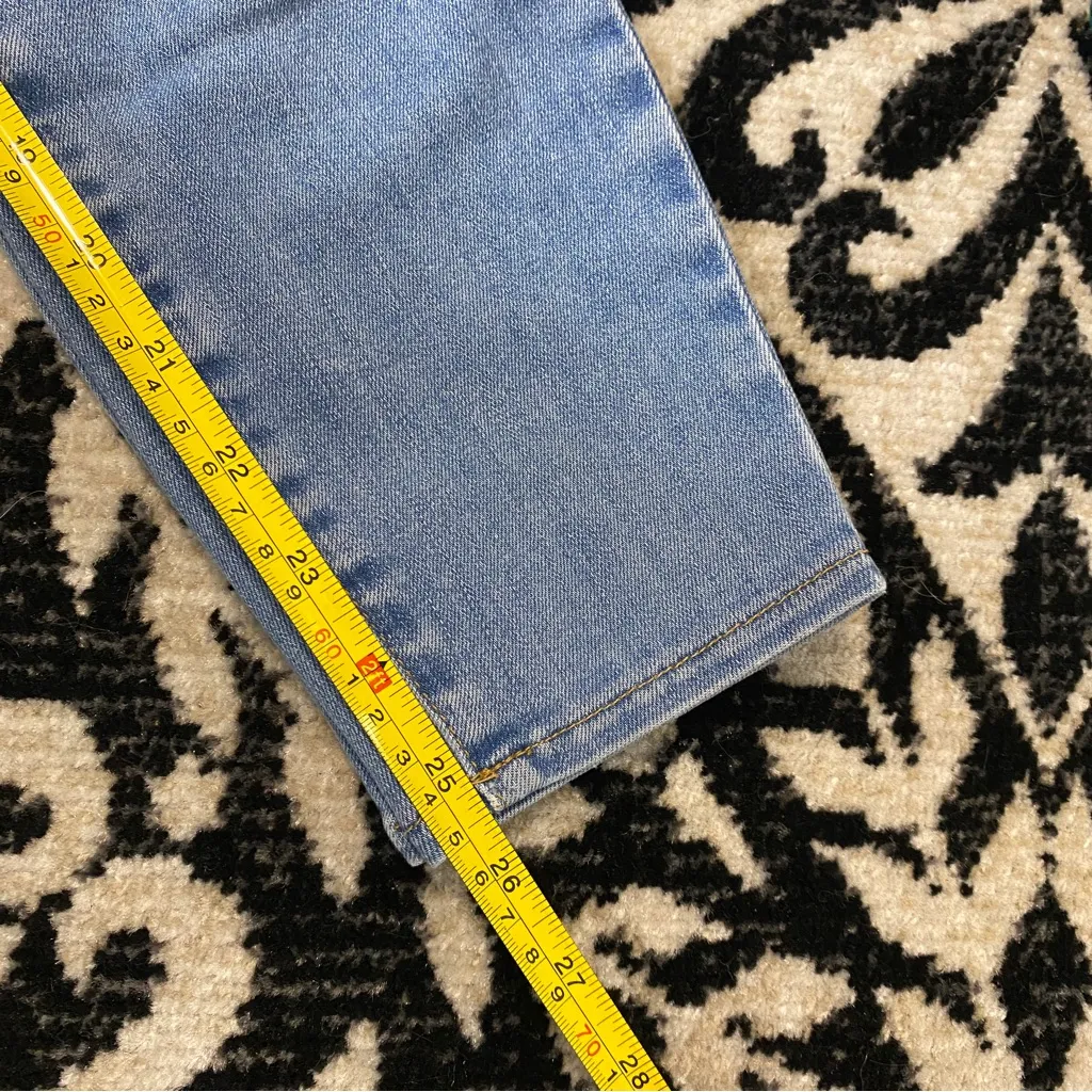 L’AGENCE The Mazzy Low Rise Cropped Skinny Jeans in Seafoam size 27 - Image 13