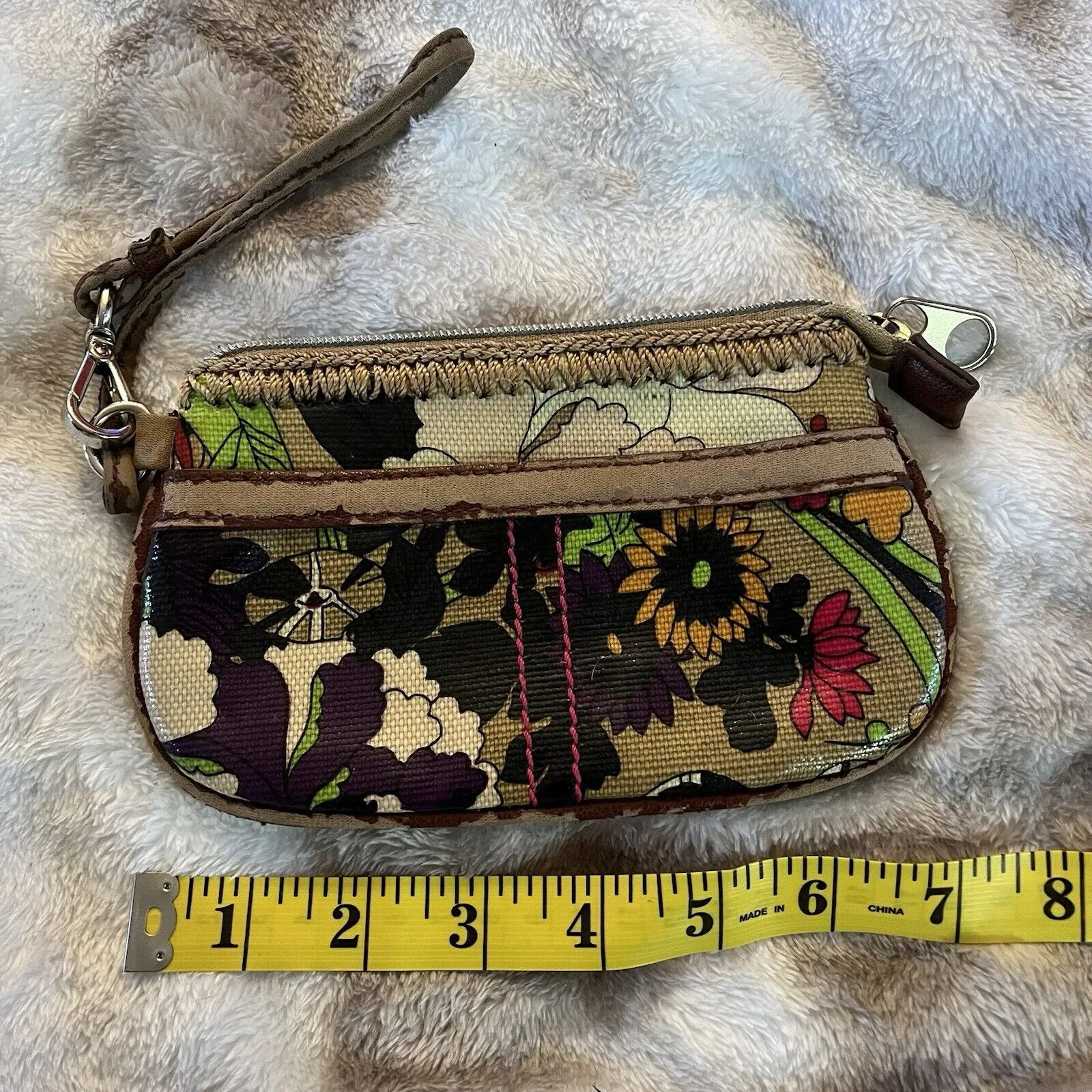 Sakroots Artist Circle Wallet Wristlet Black Floral Pattern See Pictures - Image 3