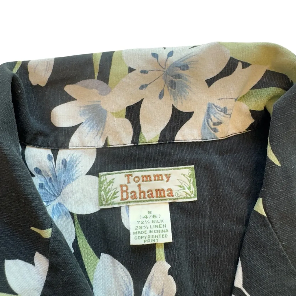 Tommy Bahama Silk Linen Floral Camp Shirt Black Blue Green Size S 4 Hawaiian EUC - Image 8
