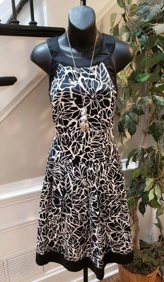 American Living Dress Womens 8 Black White Floral Fit Flare Sleeveless Party - Image 1