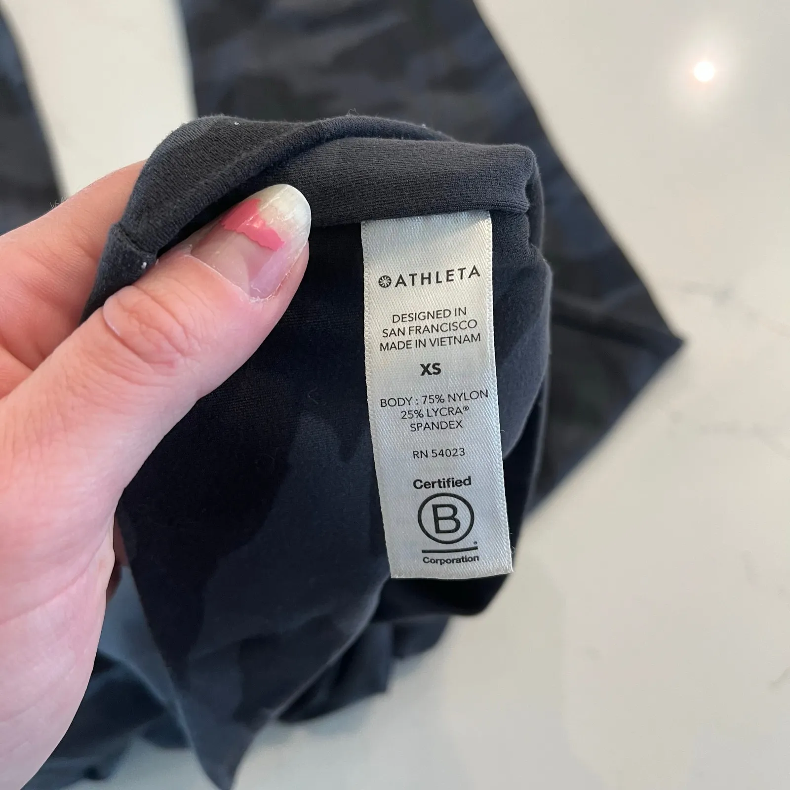 Athleta Salutation Jogger Camo Black Gray‎ Size XS - Image 12