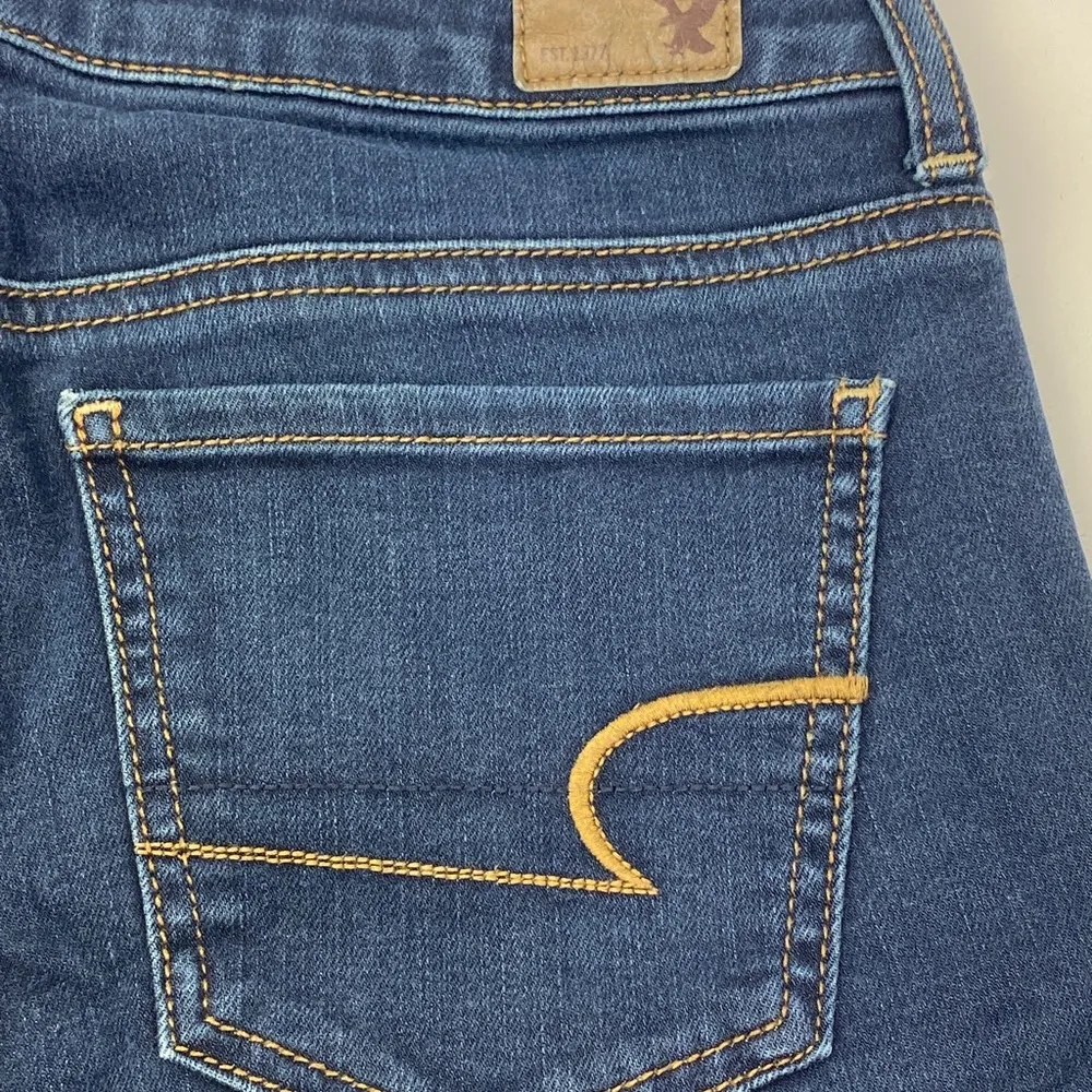 American Eagle Dark Wash Jegging Size 4 Short - Image 8