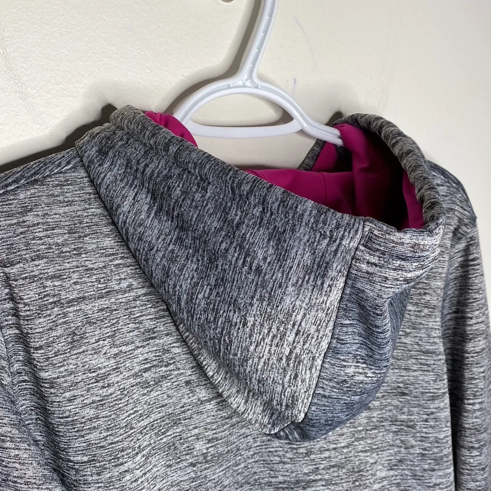 Under Armour fleece big logo storm hoodie in Heather gray and magenta colors M - Image 4