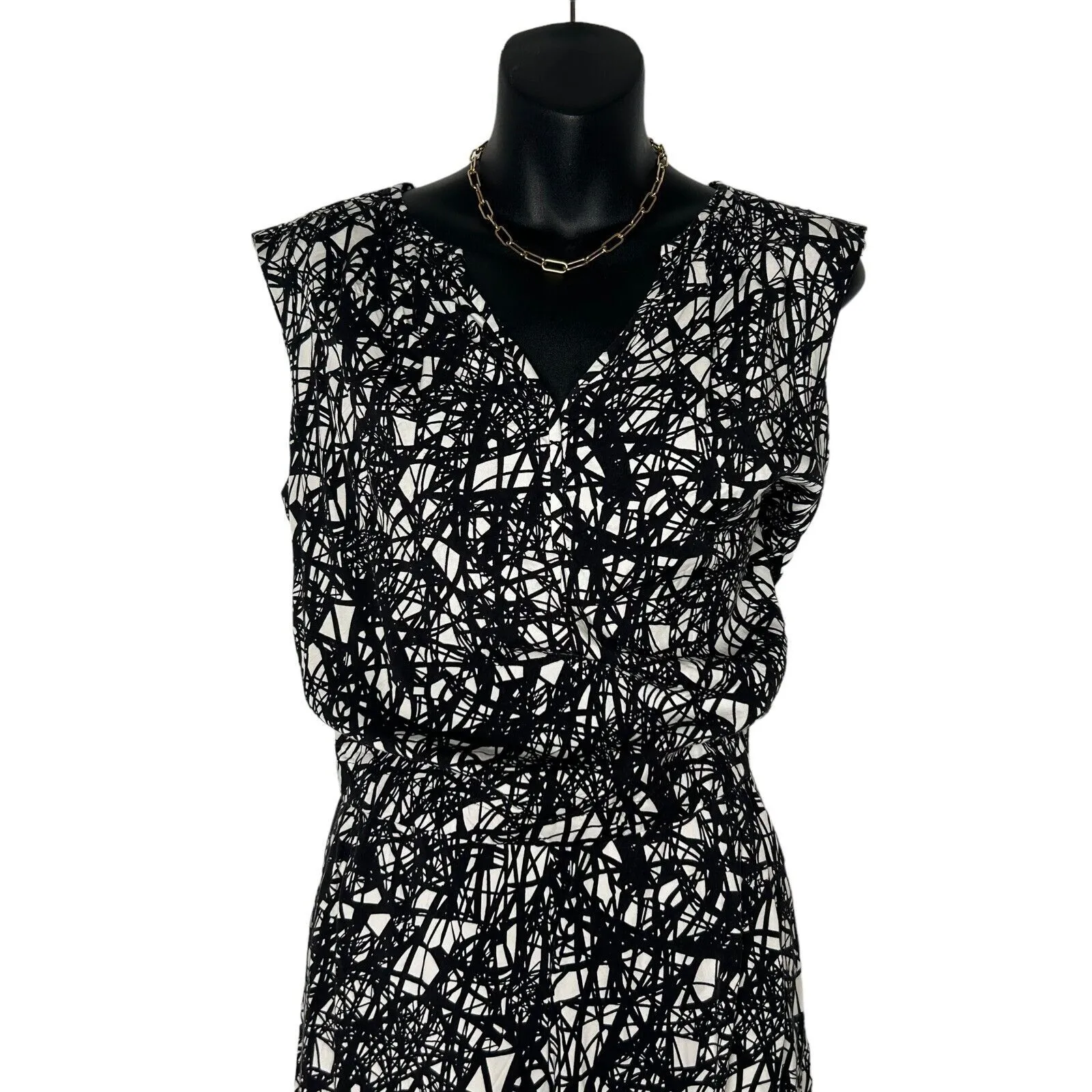 TROUVE Abstract White Black Geometric Print‎ Ankle Pants Set Top XS Pant S - Image 2