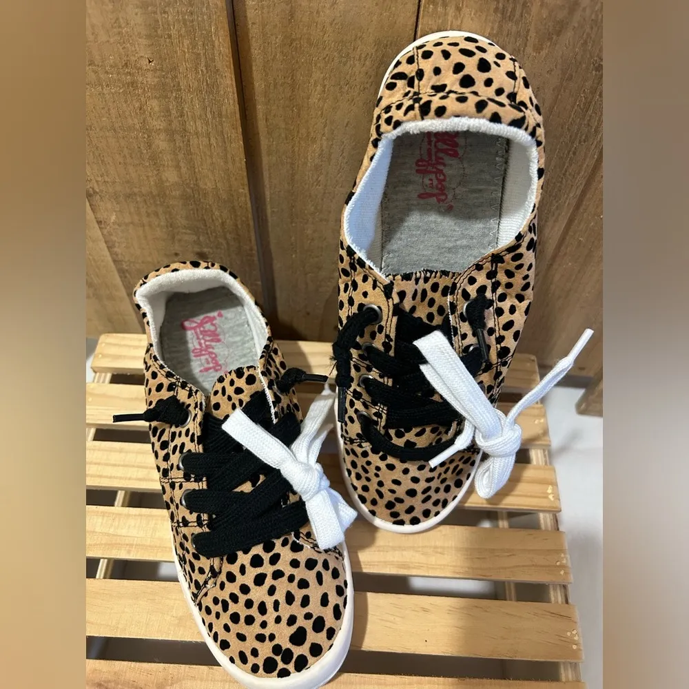 JELLYPOP DALLAS Women’s Animal Print Lace Up Canvas Sneaker Tennis Shoes Size 7M - Image 2