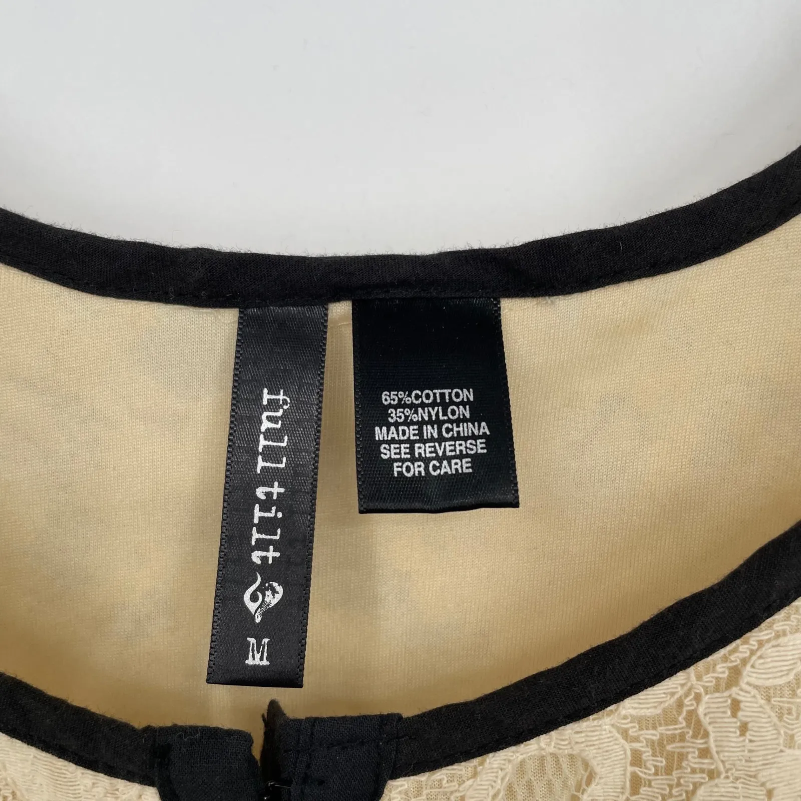 Full Tilt Peplum Lace Tank Top Cream Black Trim Size M - Image 3