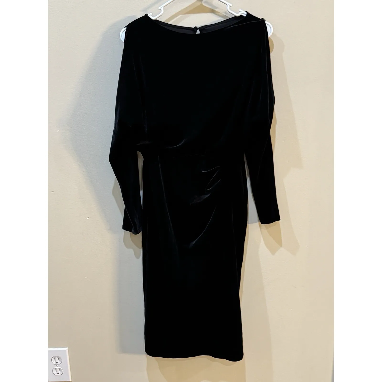 Lauren Ralph Lauren Women's Velvet Long-Sleeve Cocktail Dress Black Size 0‎ - Image 3