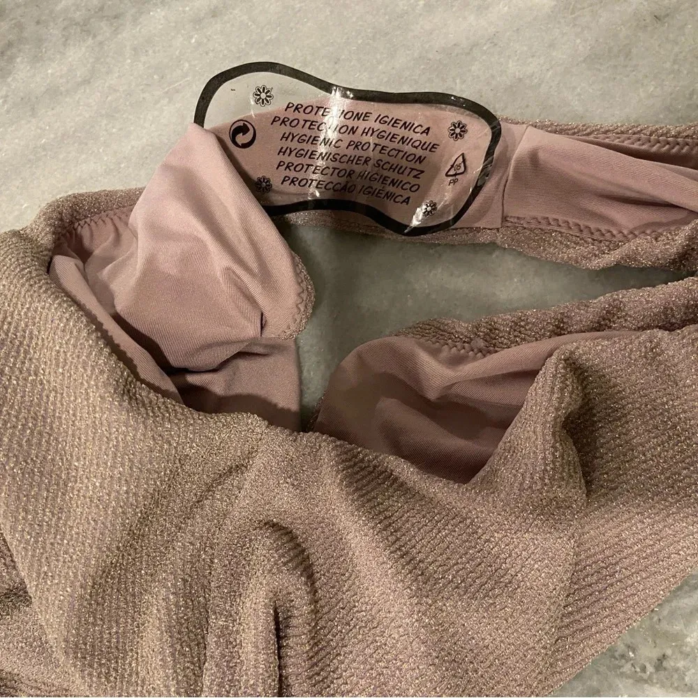 NWOT Good American Lavender Gold Sparkle Thin Strap Scoop Neck Bodysuit Size L - Image 6