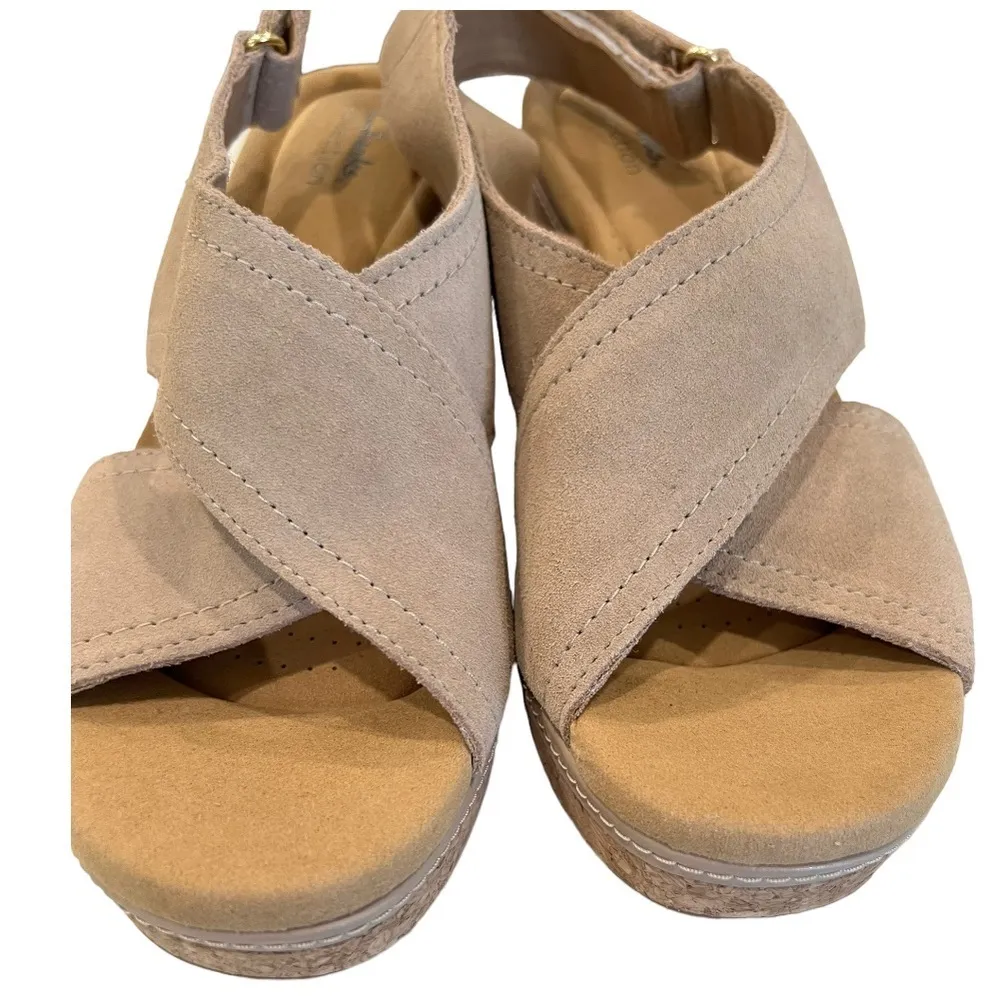 Clarks  Giselle Cove Wedge Sandal 11 - Image 13