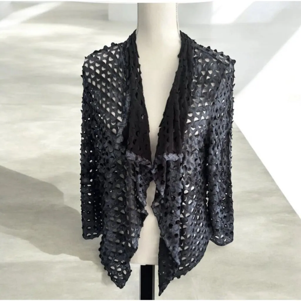 ALBERTO MAKALI Black Cutout Open Front Top Size Large - Image 2