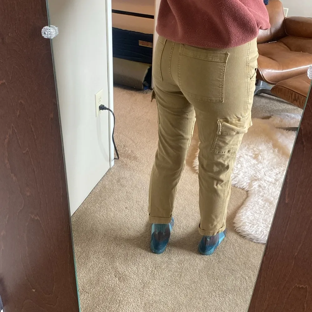 Universal Thread Khaki Cargo Pants 0/25 - Image 2