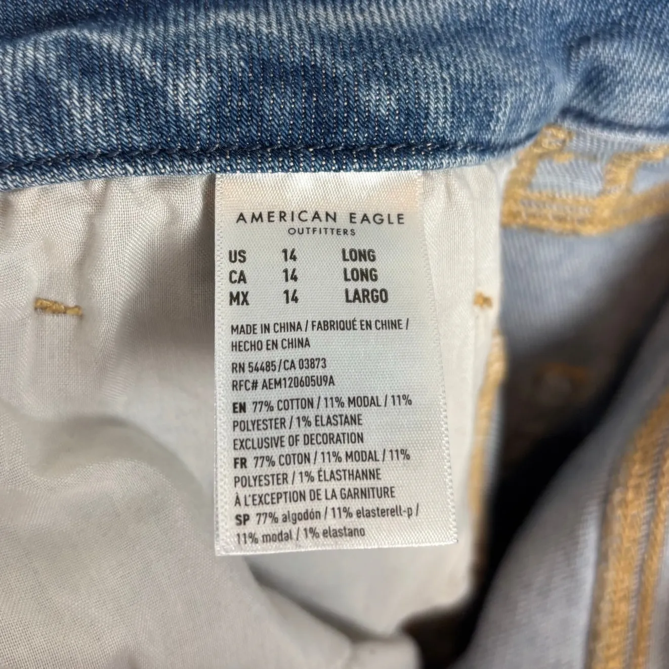 American Eagle Distressed Curvy Mom Jeans Stretch Size 14 Long - Image 5