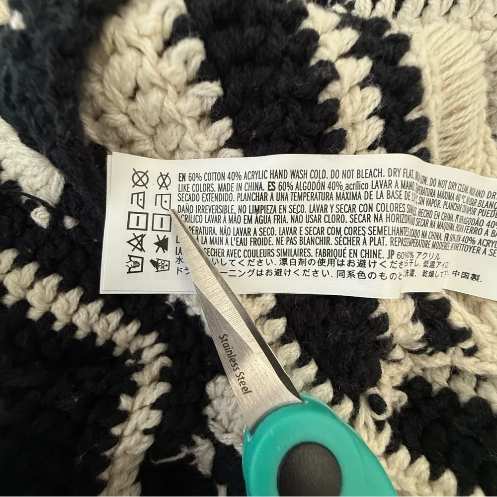 Forever 21 Crochet Sweater‎ Knit Flounce Top Size Medium NWT - Image 5