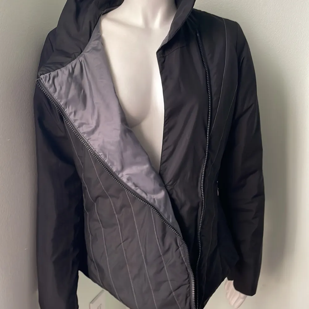 prAna black lightweight Quilted Puffer Jacket with size zip and pockets medium - Image 7