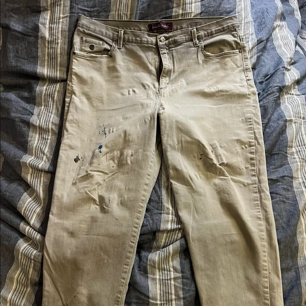 Amanda 20w Gloria Vanderbilt white washed paint boot cut pants - Image 3