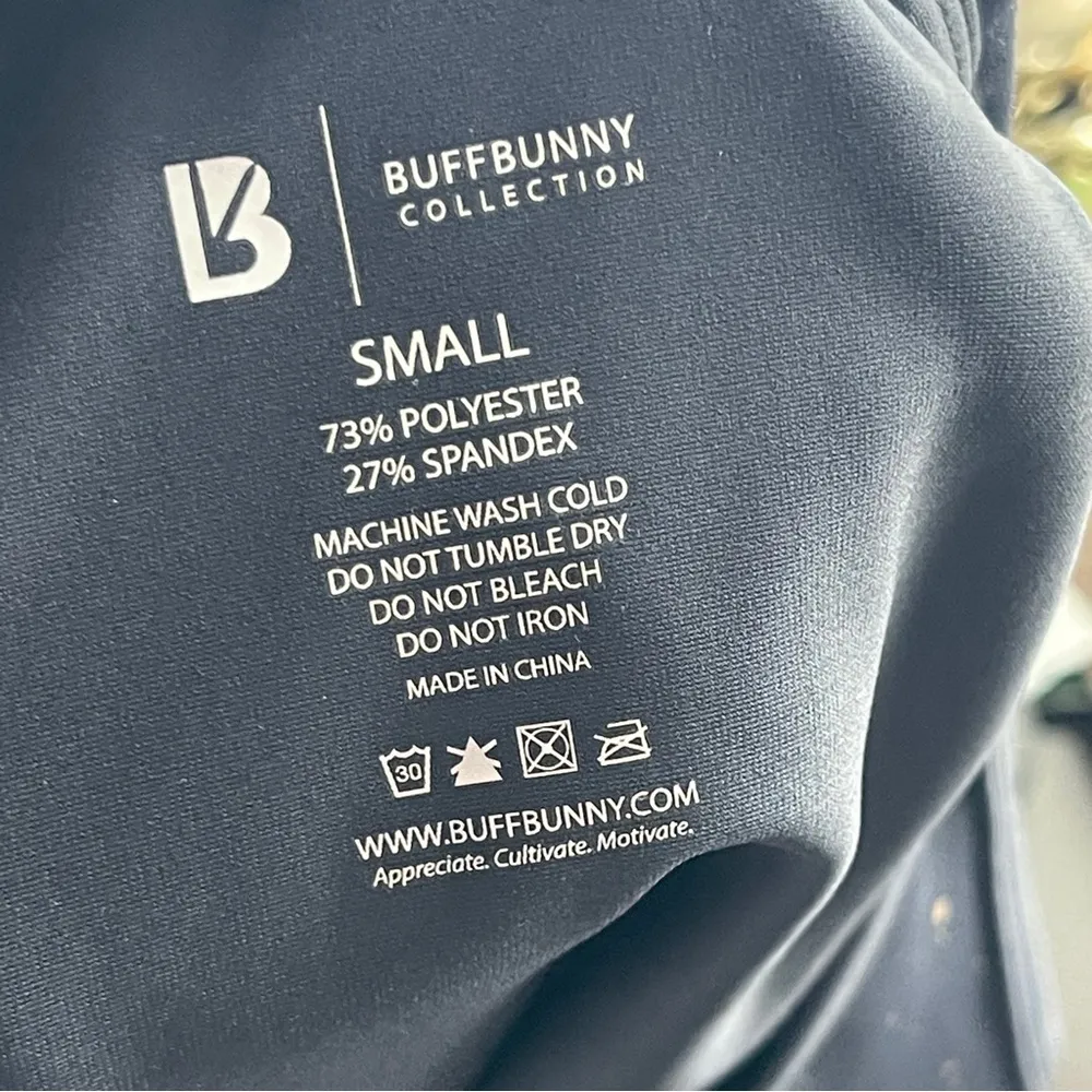 BUFFBUNNY | Aurora Black Rosé Athletic Crop Top Sz S - Image 7