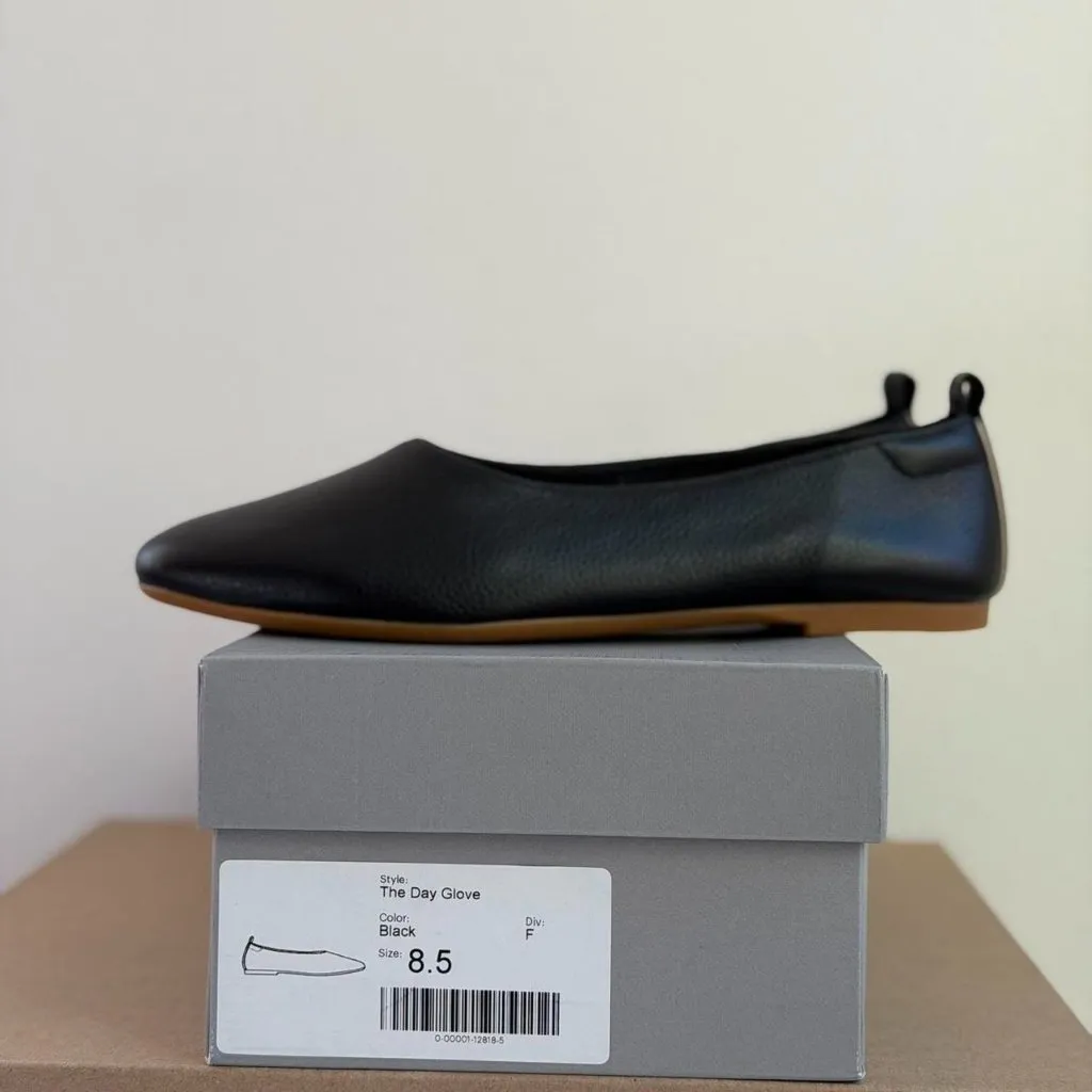 Everlane The Day Glove in Black, Size 8.5 - Image 12