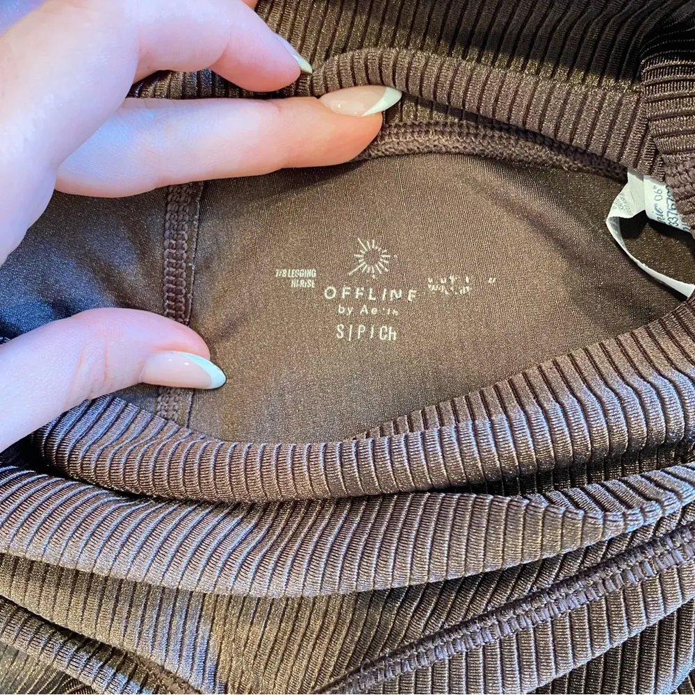 Aerie Offline Ribbed Shine High Waisted Crossover Leggings  In Relic Brown Small - Image 6