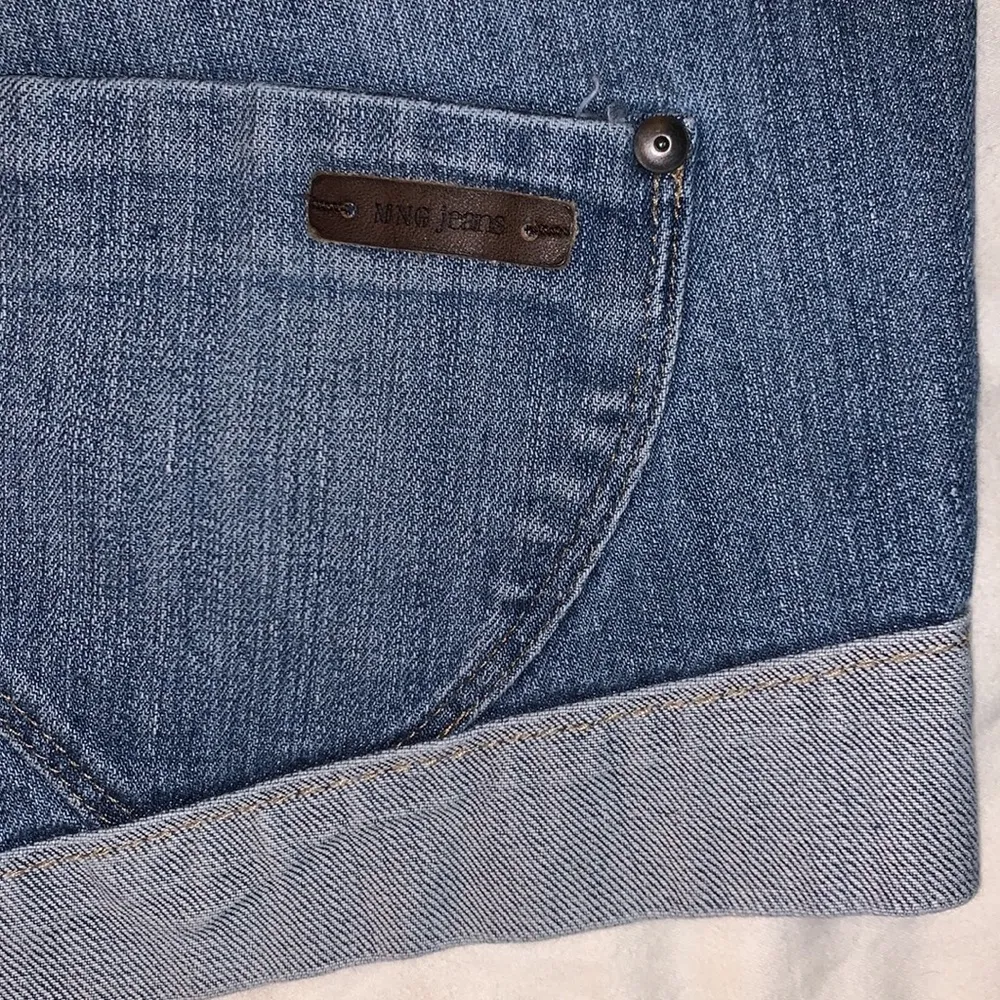 MNG Size 6 Jean Shorts - Image 7