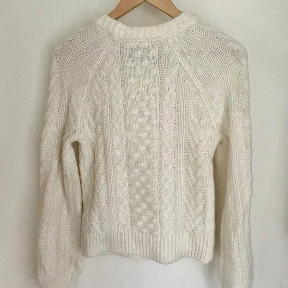 NWOT Abercrombie & Fitch Sweater - Image 3