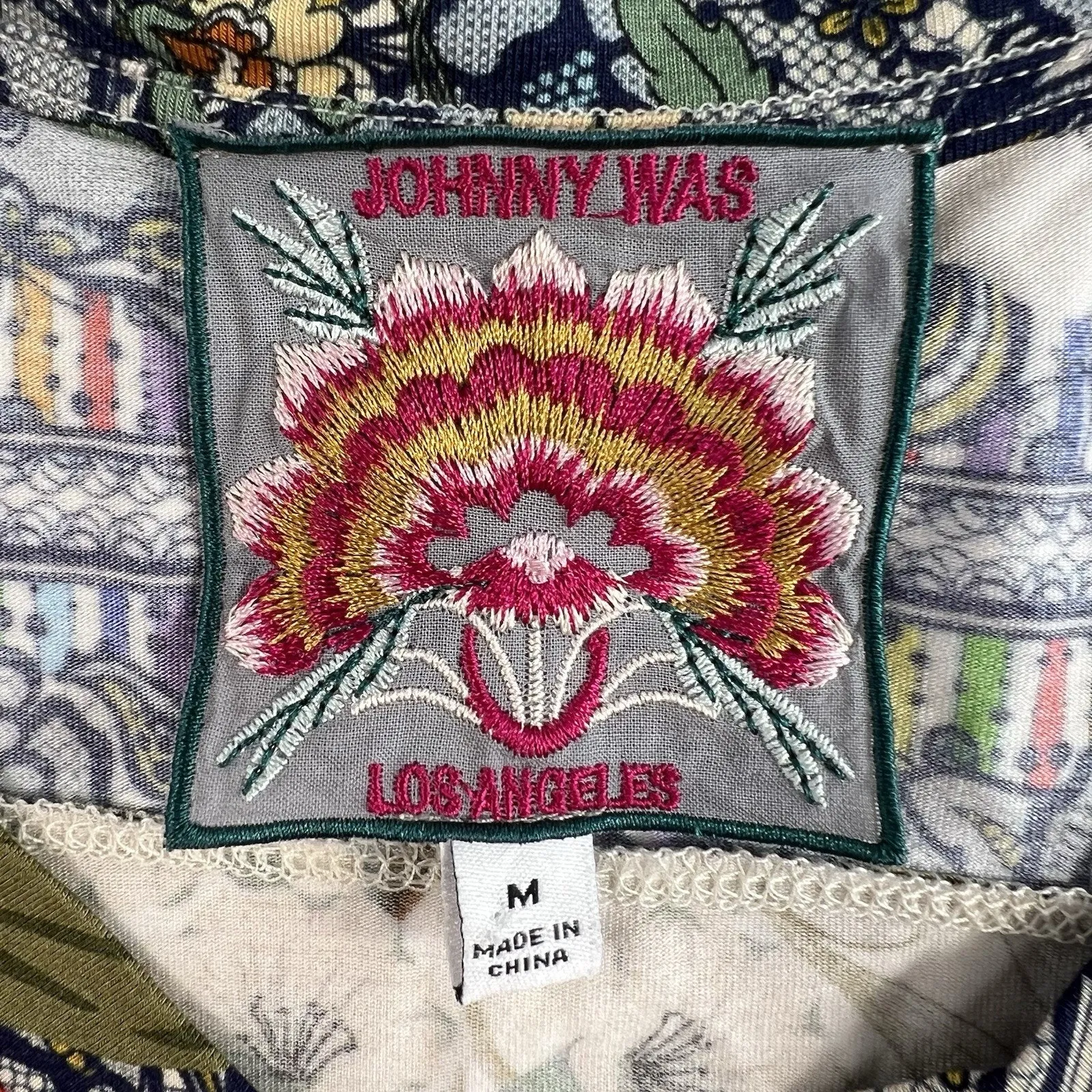 Johnny Was M Medium Archibal Drape Tee Handkerchief Hem Floral V-Neck Multi - Image 7