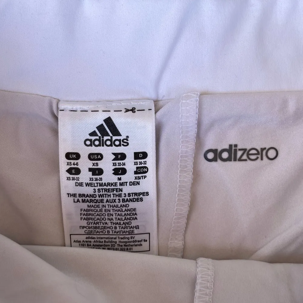 Y2K adidas mini tennis skirt - Image 4