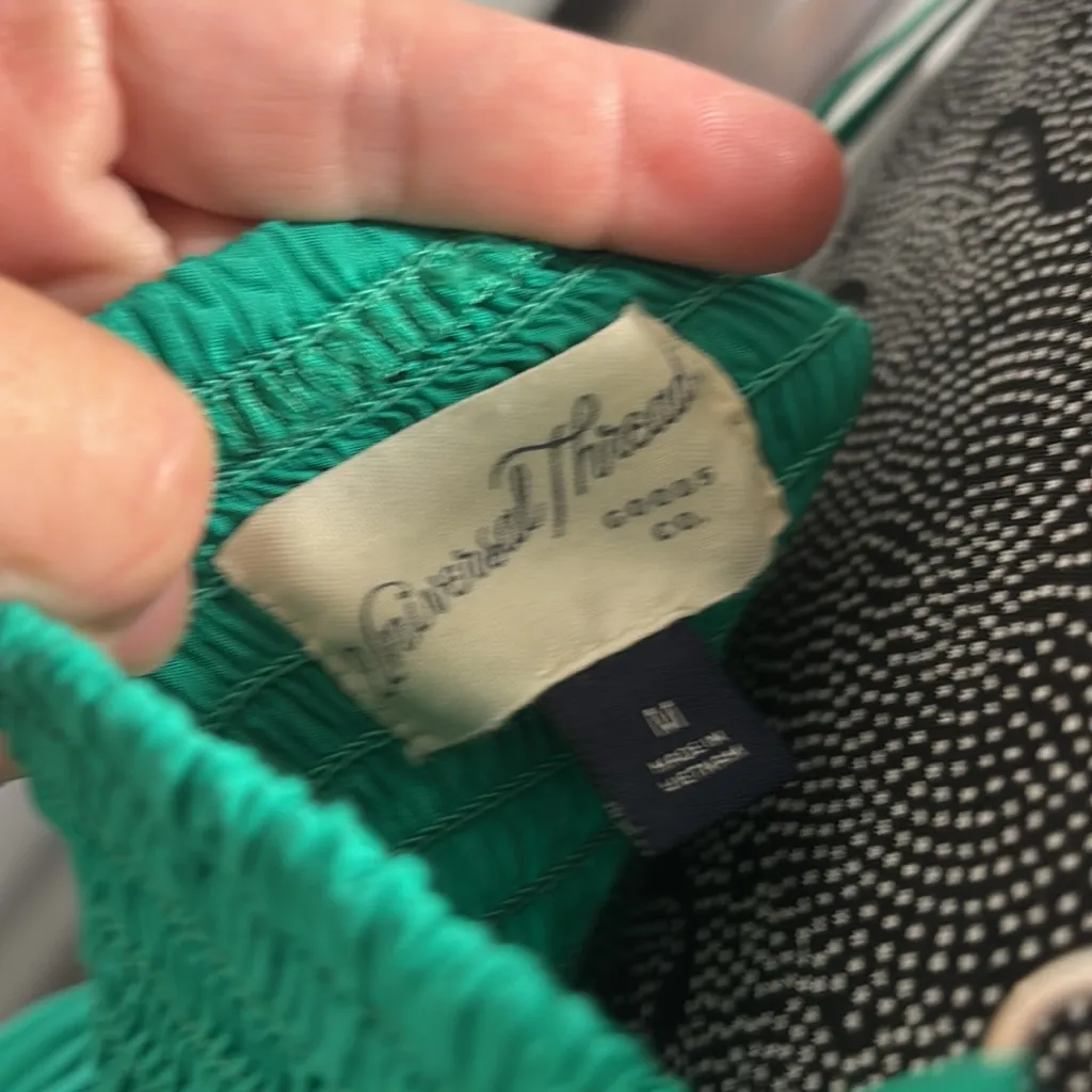 Kelly Green strappy ruffle maxi midi with smocking size M Size M - Image 8