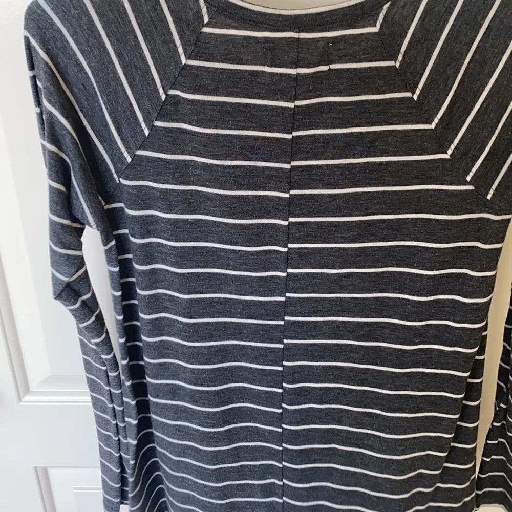 Basic Hollister shirt - Image 2