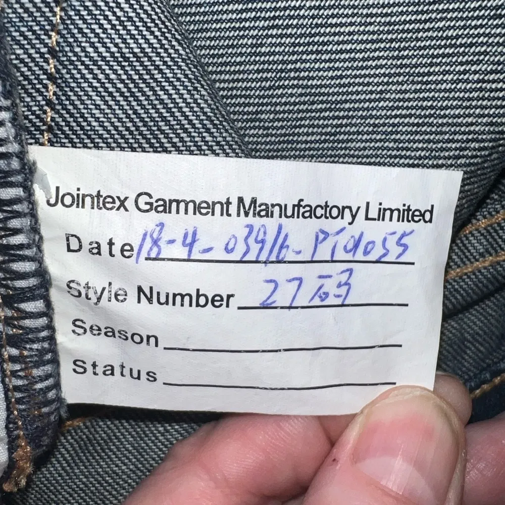 CURRENT/ ELLIOT The Repaired Fling Distressed Crop Jeans in Becker Rip Repair 27 - Image 9