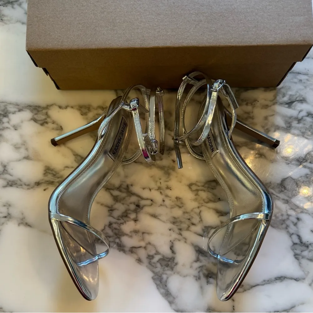 EUC Steve Madden Silver Theresa Stiletto Heel Sold Out Customer Return Sz 8.5 - Image 6