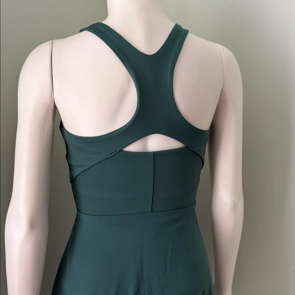 Girlfriend Collective Lola V-Neck Racerback Athletic Tennis Dress, Olympus Green - Image 11