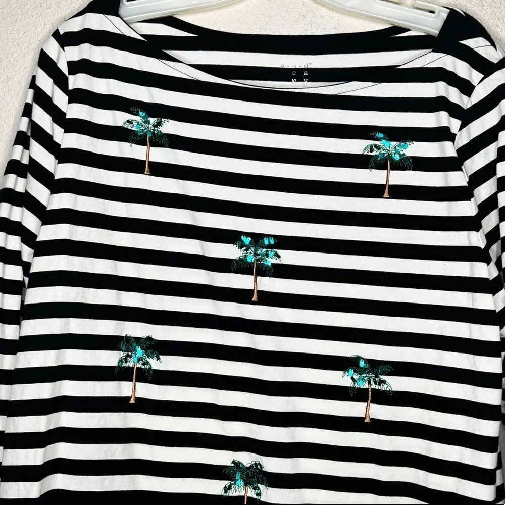 A New‎ Day Top With Pineapples - Image 2